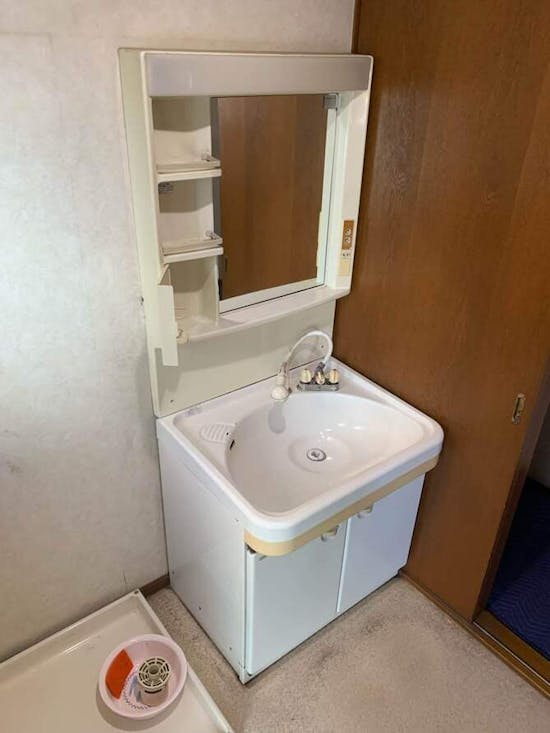 工事前　埼玉県行田市のお客様の洗面化粧台交換工事