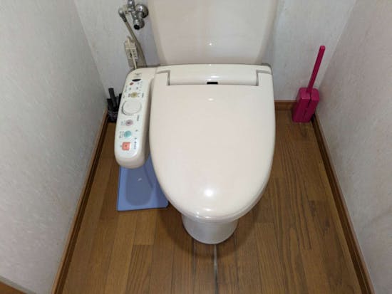 工事前　
静岡県浜松市のお客様の温水洗浄便座交換工事