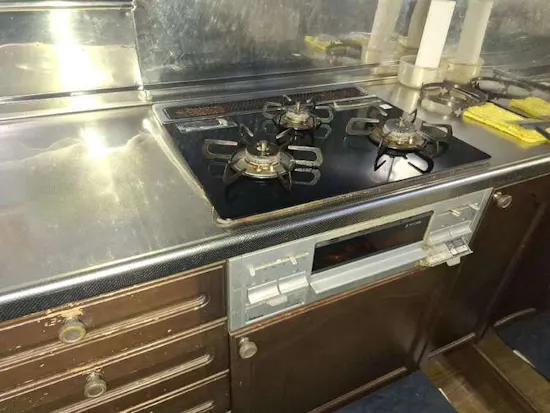 工事前　宮城県仙台市のお客様のビルトインコンロ交換工事