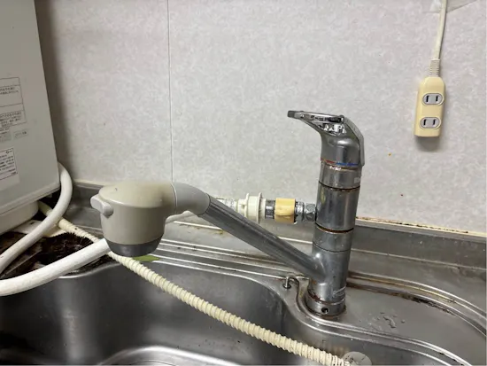 工事前　群馬県前橋市のお客様のキッチン水栓交換工事