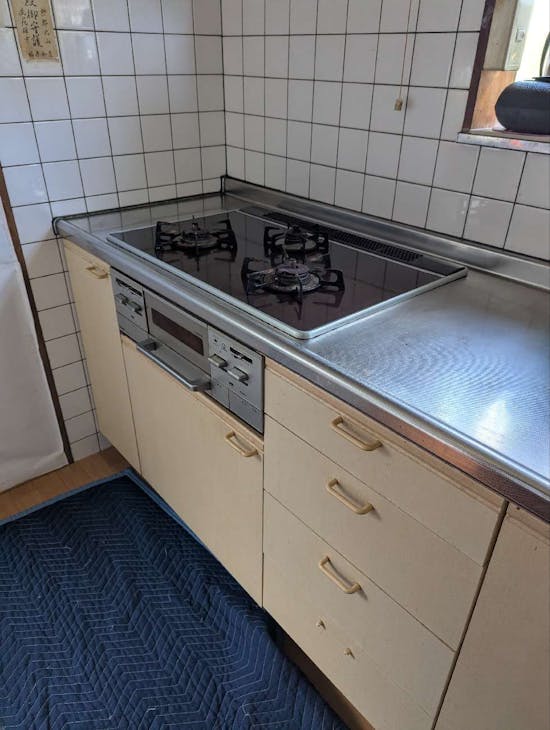 工事前　三重県伊勢市のお客様のビルトインコンロ工事