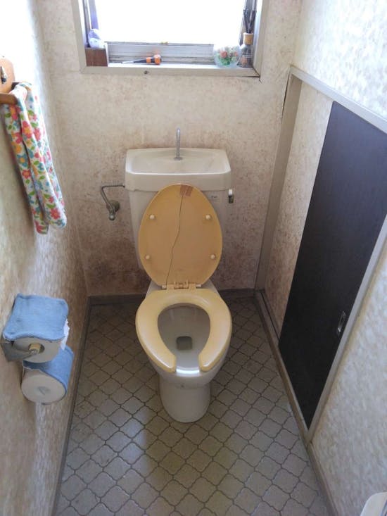 工事前　神奈川県藤沢市のお客様のトイレ交換工事