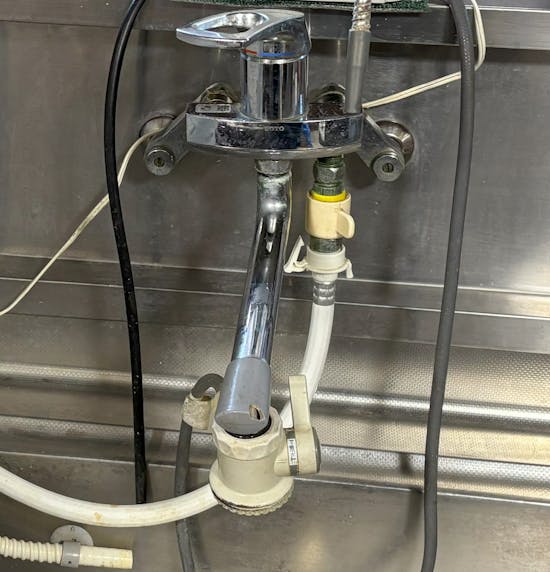 工事前 群馬県のお客様の水栓交換工事