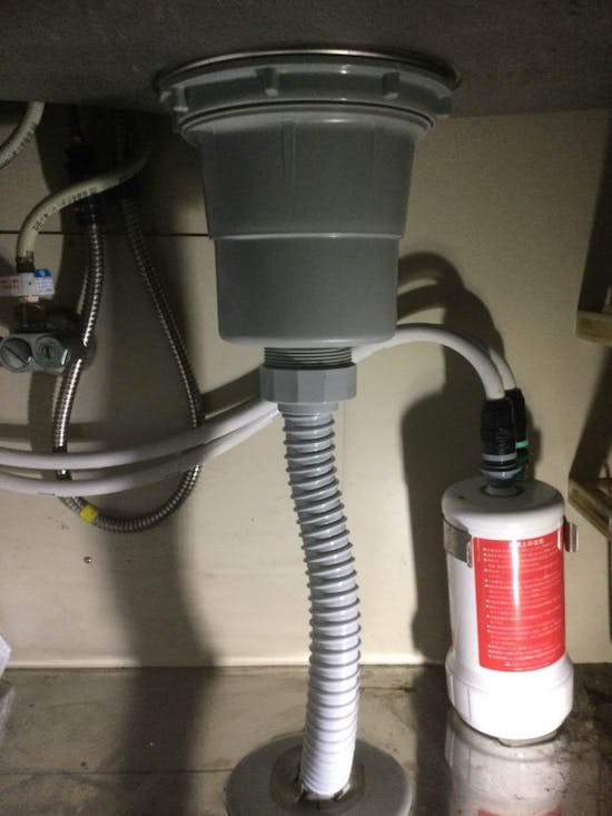 工事後 埼玉県入間市のお客様の台所のトラップ交換工事