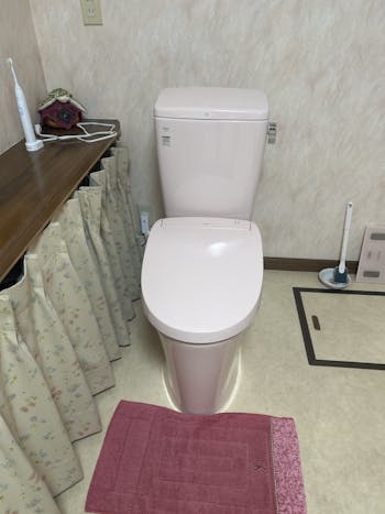 練馬区のお客様のトイレ便座交換工事　具体的な工事内容1