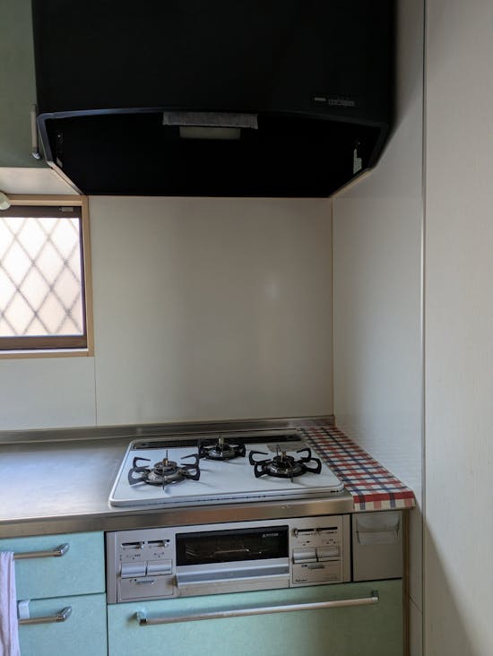 工事前 熊谷市のお客様のビルトインコンロ・ガスコンロ工事