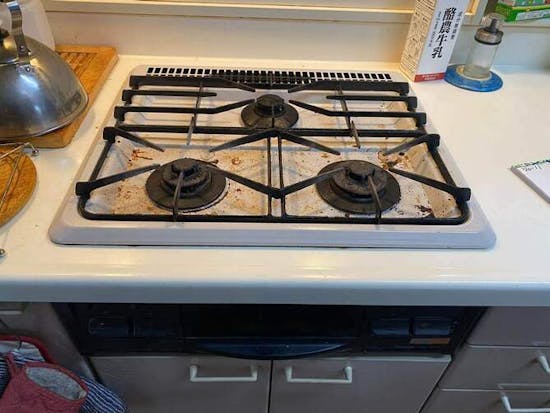 工事前 埼玉県本庄市のお客様のコンロ・レンジフード・浴室換気扇交換工事