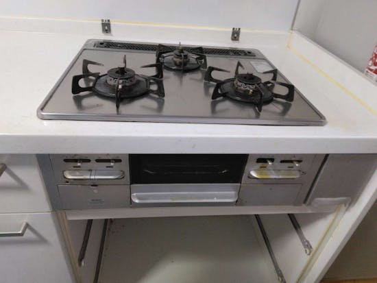 工事前　神奈川県相模原市のお客様のビルトインコンロ交換工事 