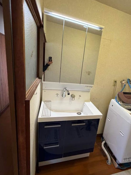 工事後 埼玉県北足立郡のお客様の洗面化粧台交換工事