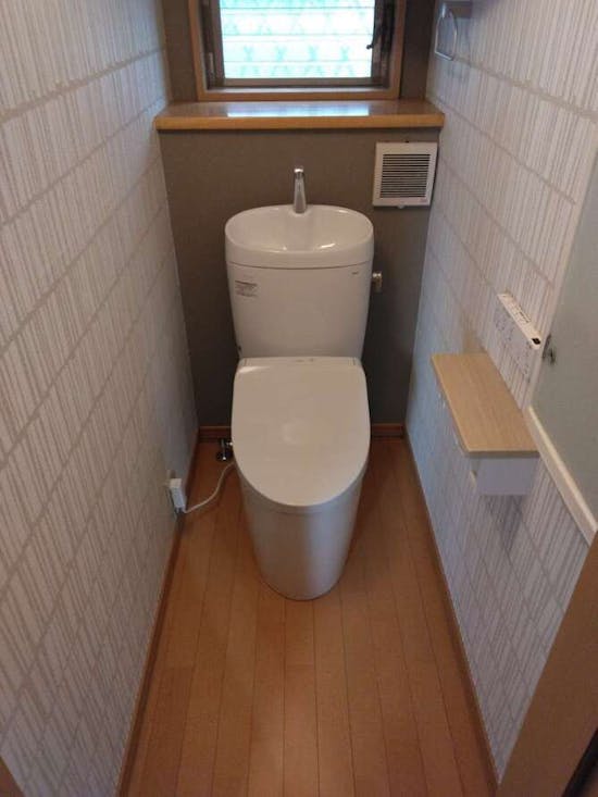 工事後 神奈川県小田原市のお客様のトイレ+内装工事