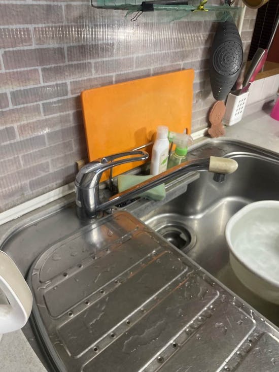 工事前　山梨県南都留郡のお客様のキッチン水栓交換工事