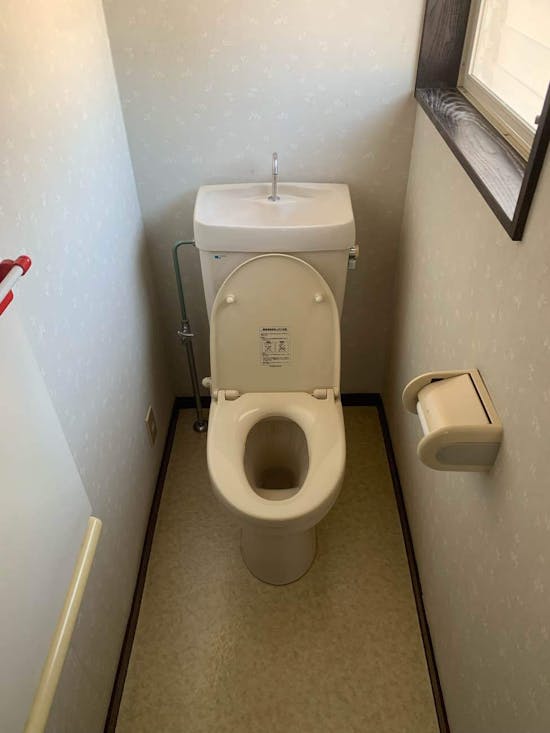 工事前　埼玉県羽生市のお客様のLIXILプレアストイレ交換工事