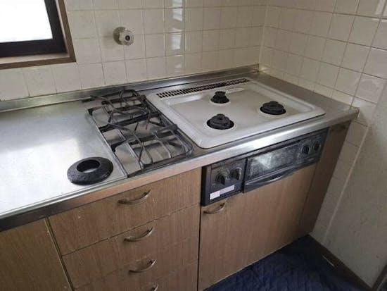 工事前 宮城県大崎市のお客様のビルトインコンロ交換、浴室水栓交換工事