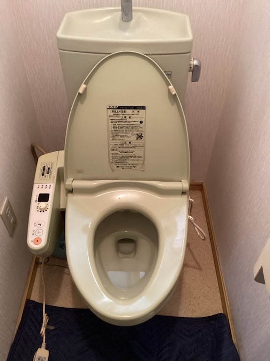 工事前　神奈川県平塚市のお客様のウォシュレット交換工事