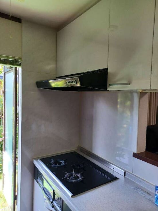 工事前　東京都八王子市のお客様のフード＆コンロ交換工事