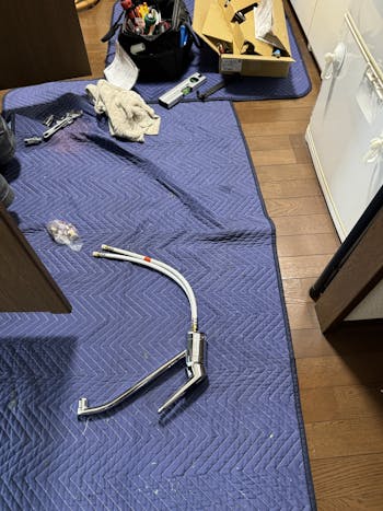 神戸市東灘区のお客様のキッチン水栓交換工事　具体的な工事内容1