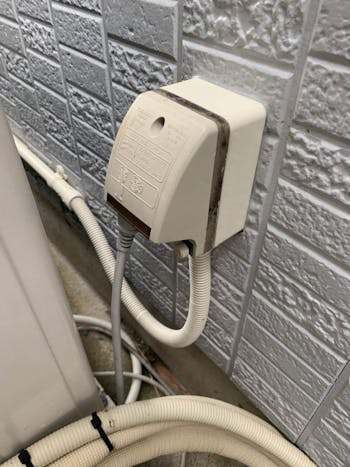 静岡県榛原郡吉田町のお客様のインターホン・外電源新規設置工事　具体的な工事内容1