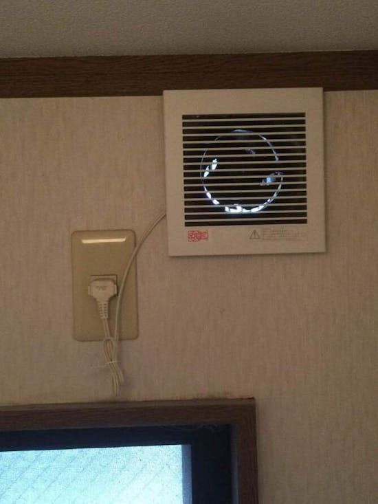工事後 東京都西多摩郡のお客様の浴室換気扇交換工事