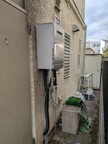 東京都福生市のお客様のｶﾞｽ給湯器交換工事 