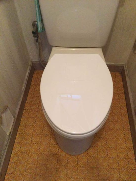 工事後 東京都青梅市のお客様のトイレドアノブ及び便座部品交換工事