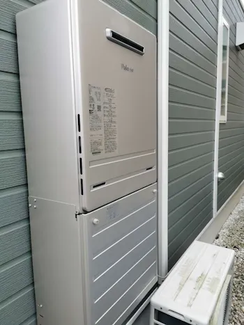 神奈川県横浜市のお客様の給湯器交換工事