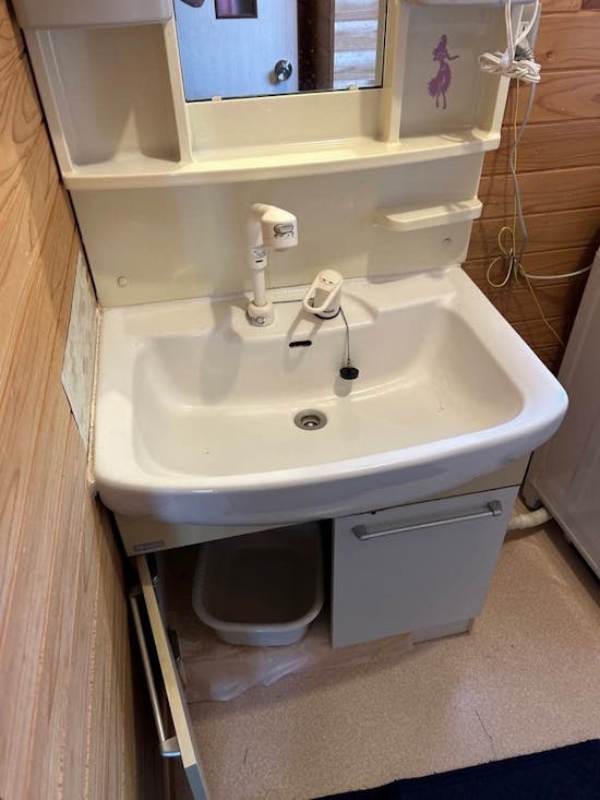 工事前　宮城県富谷市のお客様の洗面台混合栓工事