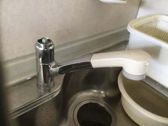 工事前　東京都青梅市のお客様のキッチン水栓交換工事