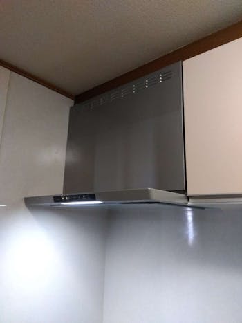 東京都立川市のお客様のレンジフード交換工事