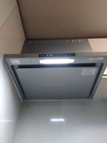 東京都立川市のお客様のレンジフード交換工事　具体的な工事内容1