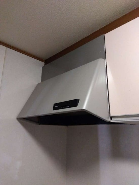 工事前　東京都立川市のお客様のレンジフード交換工事