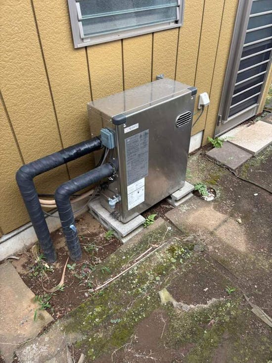 工事前　茨城県水戸市のお客様の石油給湯器交換工事