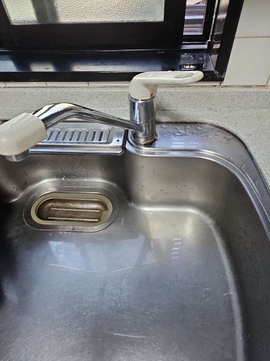 工事前　三重県津市のお客様のキッチン水栓交換工事