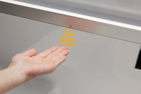 タッチレスワイドLED照明